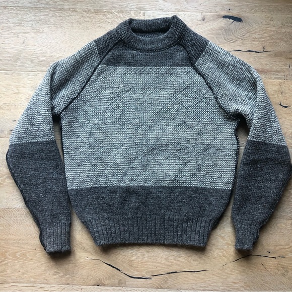 Stunning Vintage Fair Isle Snow flakes Nordic style virgin wool sweater size M - Picture 9 of 9